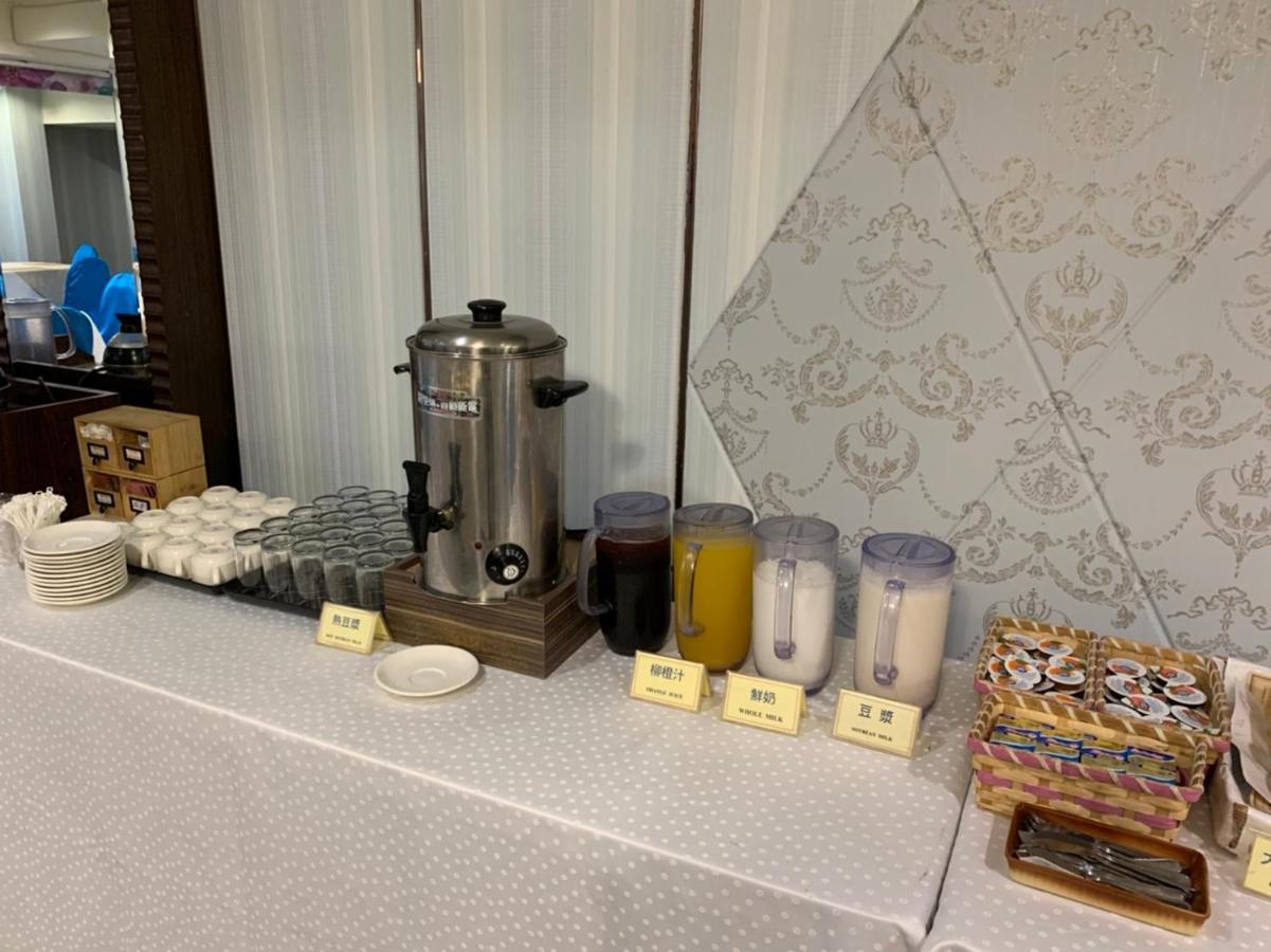 K Hotel Кийлунг Екстериор снимка
